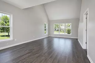 9278 Norris Dr, Hobart, IN 46342 - Photo 6