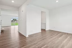 7639 W 107th Pl, Crown Point, IN 46307 - Photo 14