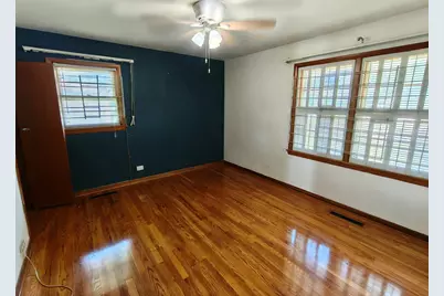 430 E 54th Avenue, Merrillville, IN 46410 - Photo 14