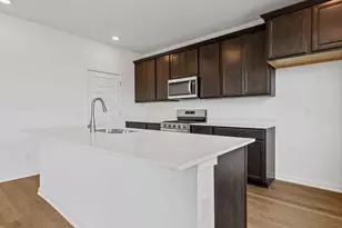 7621 W 107th Pl, Crown Point, IN 46307 - Photo 16
