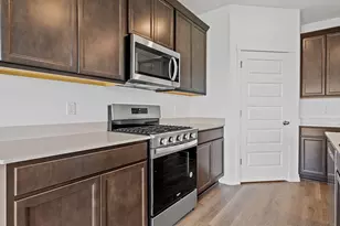7711 W 107th Pl, Crown Point, IN 46307 - Photo 24