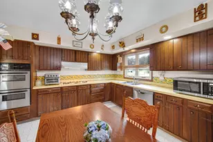 9776 W Oakridge Dr, Saint John, IN 46373 - Photo 12