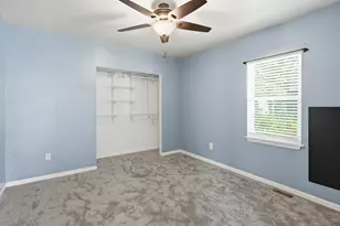 122 N Connecticut St, Hobart, IN 46342 - Photo 16