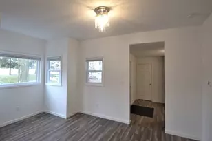 610 Union St, Valparaiso, IN 46383 - Photo 4