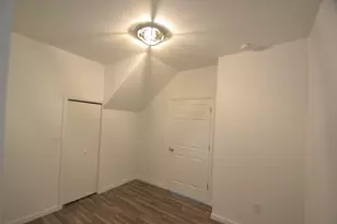 610 Union St, Valparaiso, IN 46383 - Photo 12