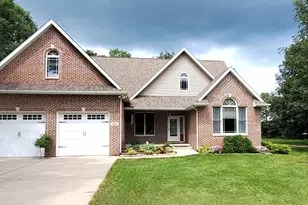 3096 Jennifer Ct, Wheatfield, IN 46392 - Photo 2