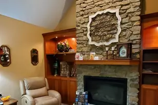 3096 Jennifer Ct, Wheatfield, IN 46392 - Photo 6