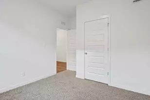 580 Mullins St, Hebron, IN 46341 - Photo 14