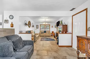 1178 N Saddlebrook Ct, Monticello, IN 47960 - Photo 8