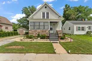 229 Rockwood St, La Porte, IN 46350 - Photo 2