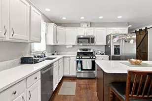 642 Park St, Remington, IN 47977 - Photo 12