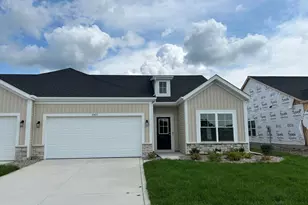 10423 Iowa St, Crown Point, IN 46307 - Photo 1