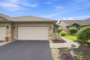 1425 Mybeck Pl, Crown Point, IN 46307 - Photo 2
