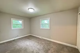 946 W 67th Pl, Merrillville, IN 46410 - Photo 14