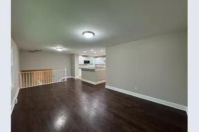946 W 67th Place, Merrillville, IN 46410 - Photo 6
