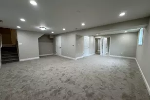 946 W 67th Pl, Merrillville, IN 46410 - Photo 20
