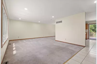 1308 W 82nd Place, Merrillville, IN 46410 - Photo 4