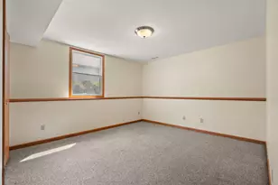 1308 W 82nd Pl, Merrillville, IN 46410 - Photo 18