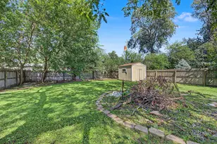 6368 Maryland Ave, Hammond, IN 46323 - Photo 14