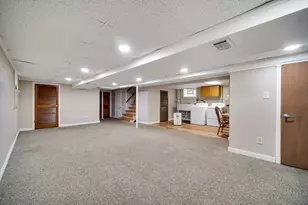 1325 Lake Ave, Whiting, IN 46394 - Photo 16