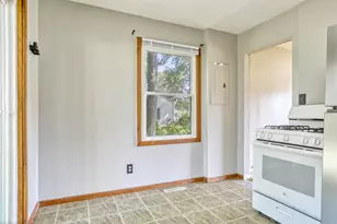 521 Sheridan St, Crown Point, IN 46307 - Photo 10