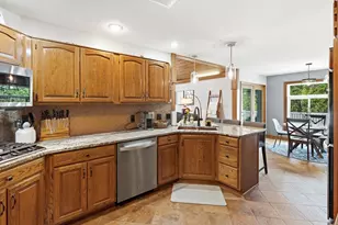 253 Fairfield Dr, Crown Point, IN 46307 - Photo 24