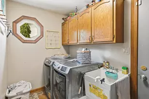 253 Fairfield Dr, Crown Point, IN 46307 - Photo 34