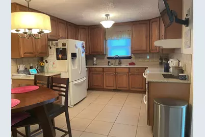 1018 Elm Street SW, Demotte, IN 46310 - Photo 6
