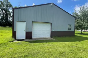 1018 Elm St SW, Demotte, IN 46310 - Photo 2
