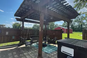 1018 Elm St SW, Demotte, IN 46310 - Photo 14