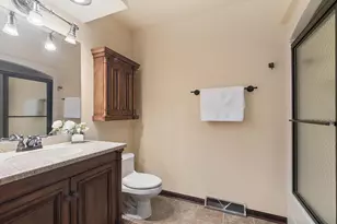 186 Wexford Rd, Valparaiso, IN 46385 - Photo 12
