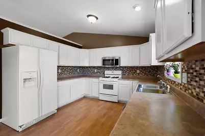6808 W 157th Lane, Lowell, IN 46356 - Photo 16