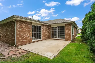 1077 Freedom Circle S, Crown Point, IN 46307 - Photo 4