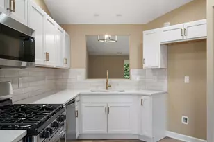 1077 Freedom Cir S, Crown Point, IN 46307 - Photo 16
