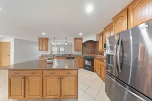 802 Vanessa Way, Kouts, IN 46347 - Photo 8