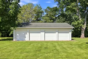 827 W Clark St, Rensselaer, IN 47978 - Photo 62