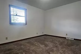 1529 Eisenhower Dr, La Porte, IN 46350 - Photo 18