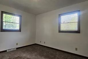 1529 Eisenhower Dr, La Porte, IN 46350 - Photo 20