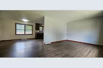 1529 Eisenhower Drive, La Porte, IN 46350 - Photo 12