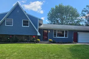 1529 Eisenhower Dr, La Porte, IN 46350 - Photo 2