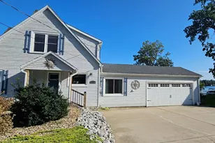 227 Lakeview Dr, Walkerton, IN 46574 - Photo 6