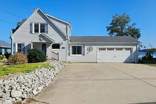 227 Lakeview Dr, Walkerton, IN 46574 - Photo 4