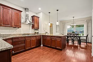 533 Lk Pk Dr, Valparaiso, IN 46385 - Photo 8