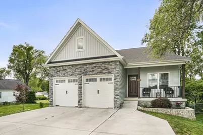 1305 Roosevelt Road, Valparaiso, IN 46383 - Photo 1