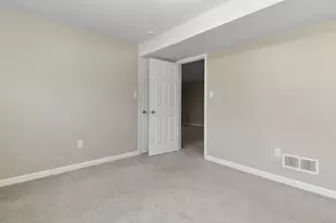 1861 E 87th Ave E, Merrillville, IN 46410 - Photo 24