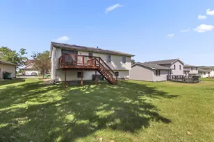 1861 E 87th Ave E, Merrillville, IN 46410 - Photo 6