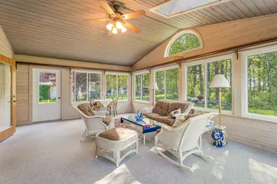 203 Mayfield Avenue, Valparaiso, IN 46383 - Photo 24