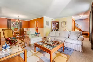 203 Mayfield Ave, Valparaiso, IN 46383 - Photo 10
