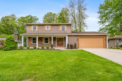 203 Mayfield Avenue, Valparaiso, IN 46383 - Photo 2