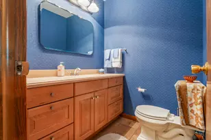 203 Mayfield Ave, Valparaiso, IN 46383 - Photo 26